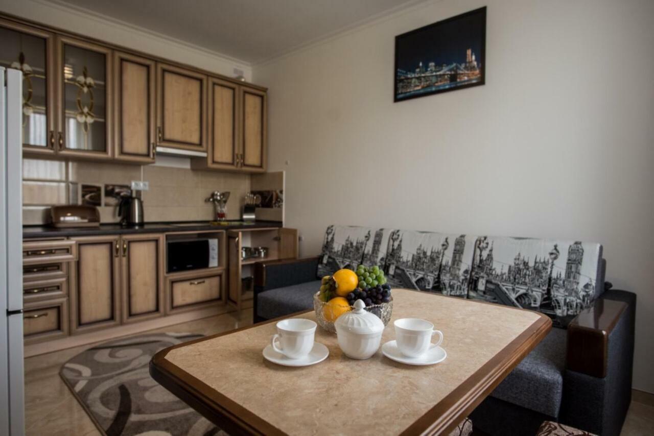 Квартира Трускавец,Бювет 500М Truskavets Buitenkant foto
